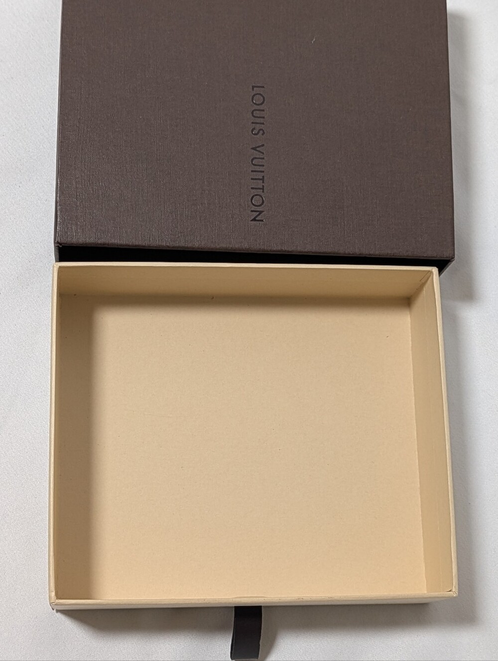 Vintage Louis Vuitton Leather Luggage Tags Set of 3 w/ Original Box - Picture 7 of 16